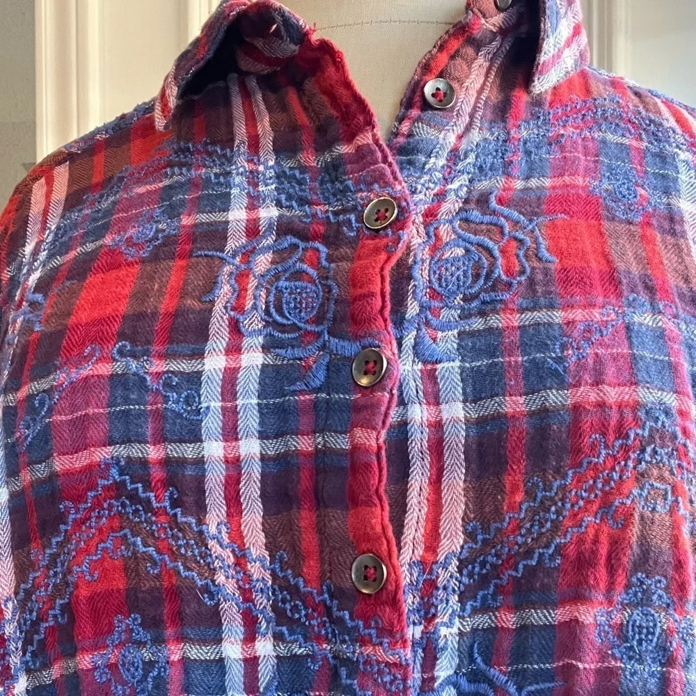 Free People XS Plaid Embroidered Button-Up Shirt Red/Blue Long Sleeve Cotton